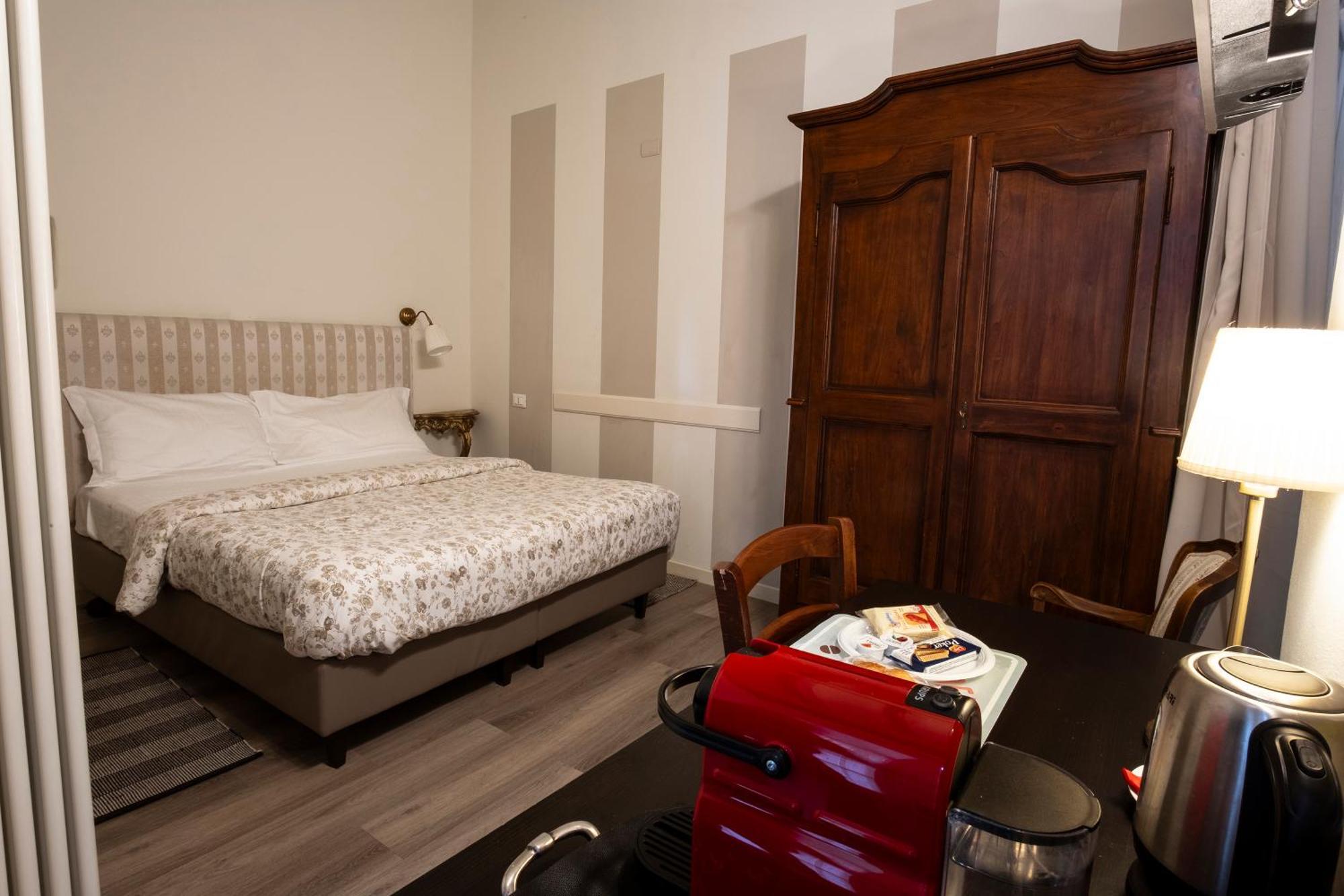 Hotel Il Cortiletto à Plaisance Extérieur photo