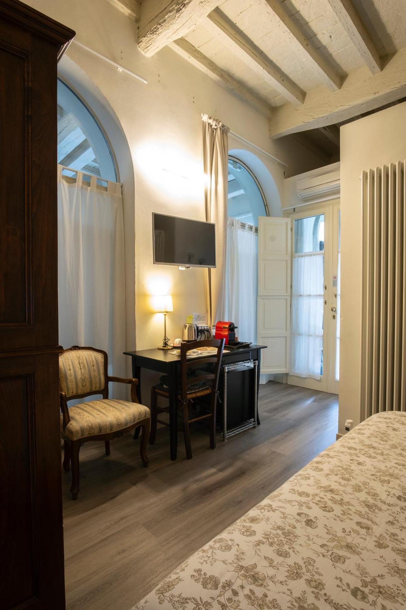Hotel Il Cortiletto à Plaisance Extérieur photo