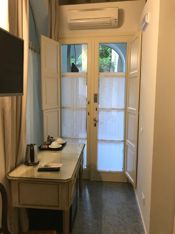 Hotel Il Cortiletto à Plaisance Extérieur photo